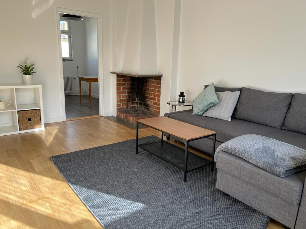 Flatin Erbjuder Laegenheter I Soedra Stockholm Apartman Kültér fotó