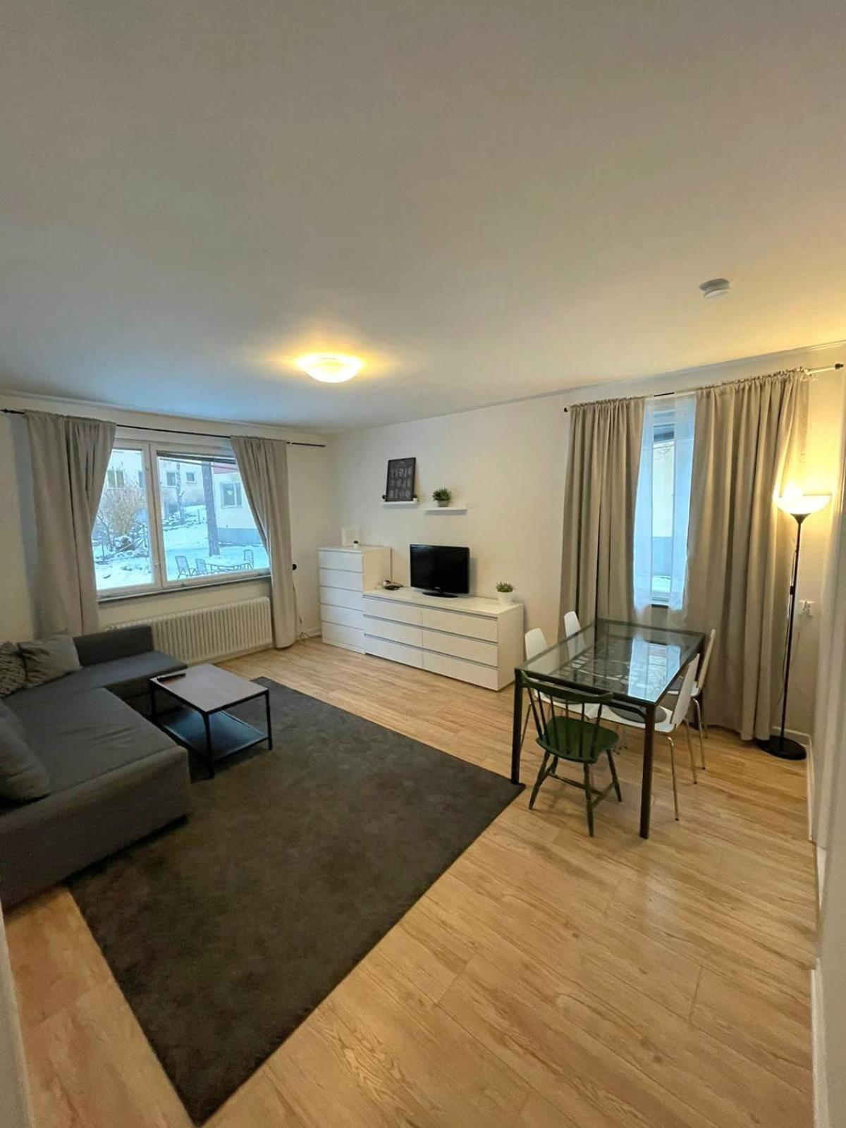 Flatin Erbjuder Laegenheter I Soedra Stockholm Apartman Kültér fotó